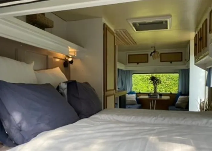 Nocleg ze śniadaniem Caravan Stadstuin Let Op De Badkamer Moet Met Andere Gasten Gedeeld Worden Goedereede